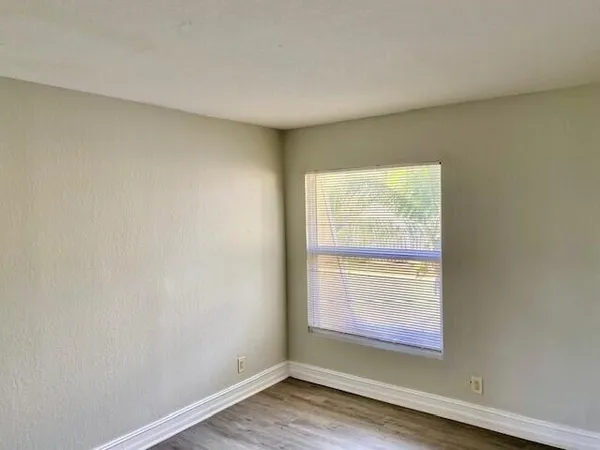 $2,100 | 605 Southwest 1st Court, Boynton Beach, FL 33435