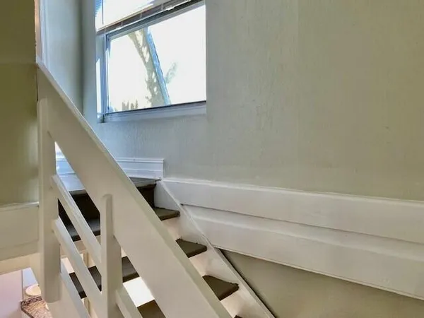 $2,100 | 605 Southwest 1st Court, Boynton Beach, FL 33435