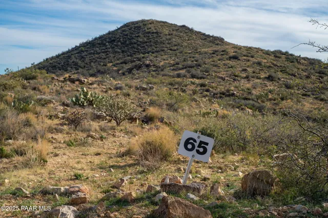 $105,000 | 0 Bull Whip Road, Congress, AZ 85332