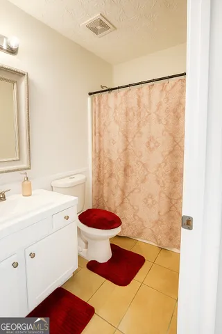 $379,999 | 3847 Cove Top Court, Loganville, GA 30052