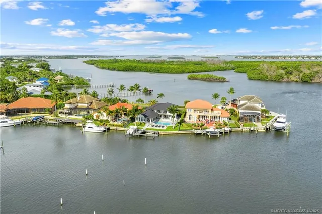 $3,950,000 | 6026 Southeast Horseshoe Point Road, Stuart, FL 34997