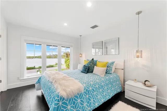 $3,950,000 | 6026 Southeast Horseshoe Point Road, Stuart, FL 34997