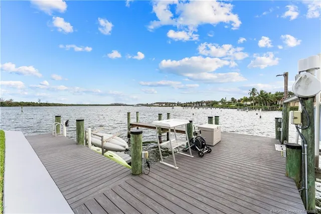 $3,950,000 | 6026 Southeast Horseshoe Point Road, Stuart, FL 34997