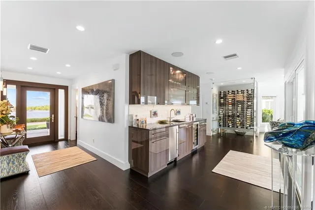 $3,950,000 | 6026 Southeast Horseshoe Point Road, Stuart, FL 34997