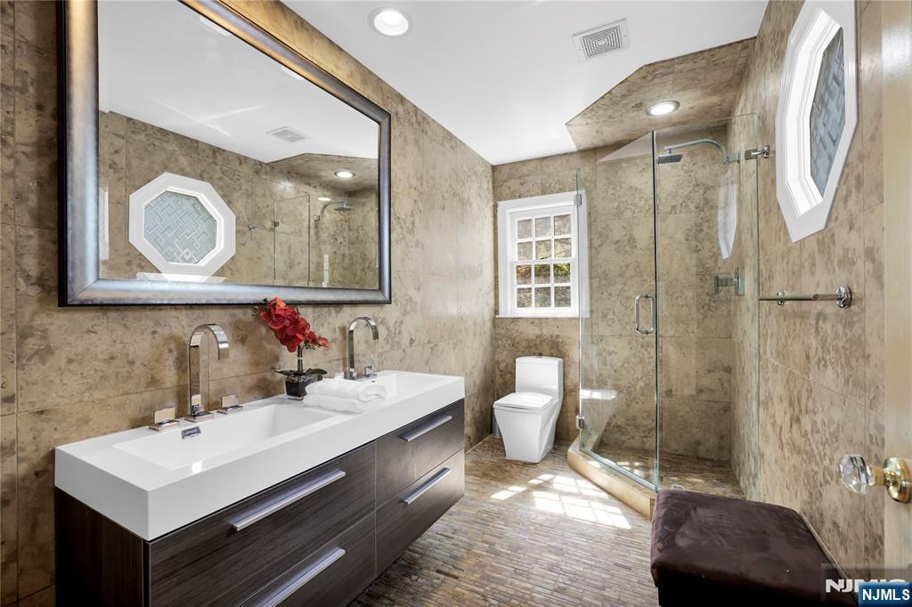 201 Little Falls Road Cedar Grove, NJ 07009 - Photo 33 of 46