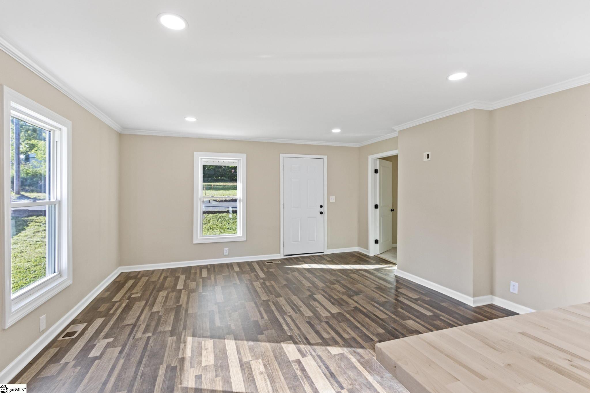 301 Graham Street Easley, SC 29640 - Photo 7 of 31 Gallery Image 7