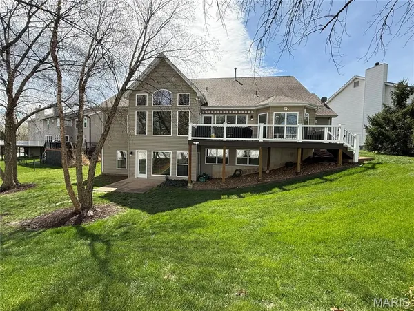 $749,000 | 818 Summit Glen Court, Fenton, MO 63026