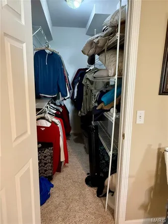 $749,000 | 818 Summit Glen Court, Fenton, MO 63026