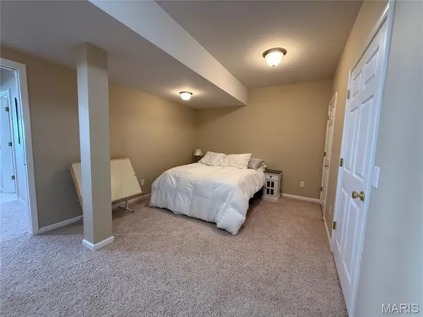 $749,000 | 818 Summit Glen Court, Fenton, MO 63026