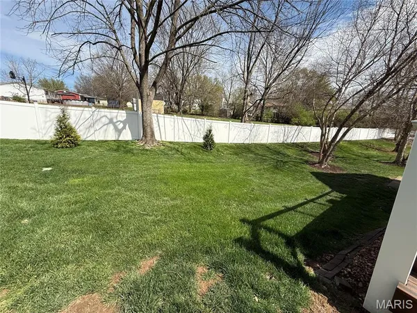 $749,000 | 818 Summit Glen Court, Fenton, MO 63026