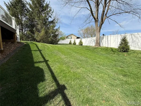$749,000 | 818 Summit Glen Court, Fenton, MO 63026