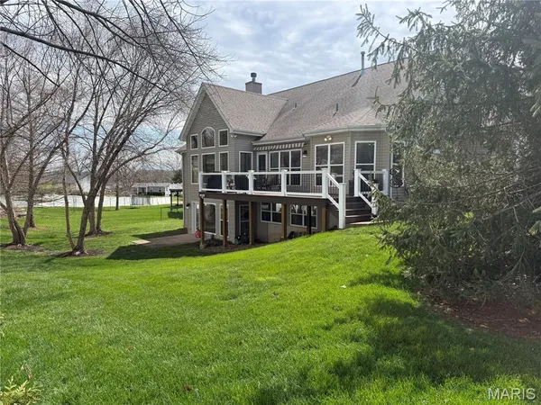 $749,000 | 818 Summit Glen Court, Fenton, MO 63026