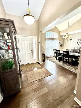 $749,000 | 818 Summit Glen Court, Fenton, MO 63026