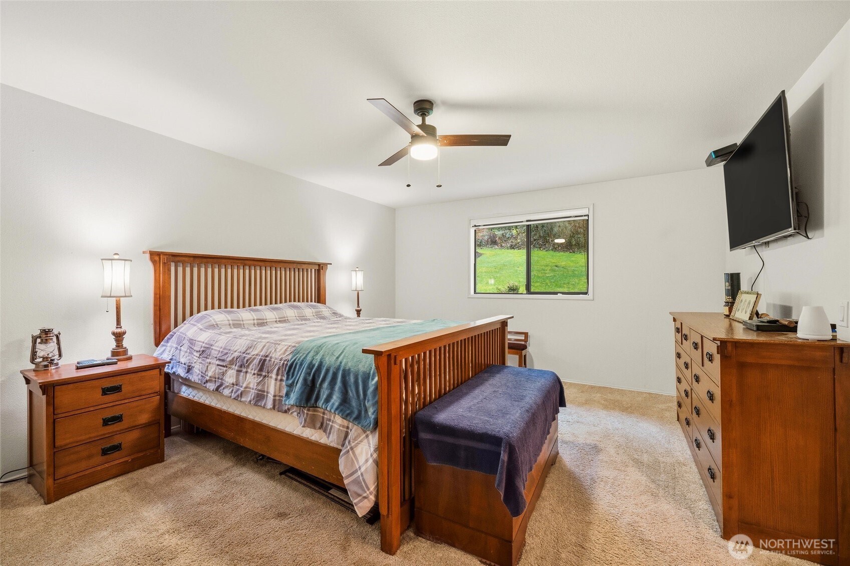 6830 Norma Beach Road Edmonds, WA 98026 - Photo 13 of 29