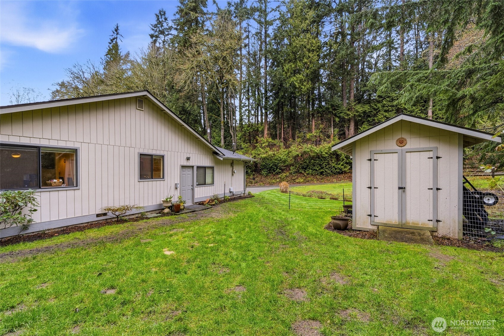 6830 Norma Beach Road Edmonds, WA 98026 - Photo 20 of 29