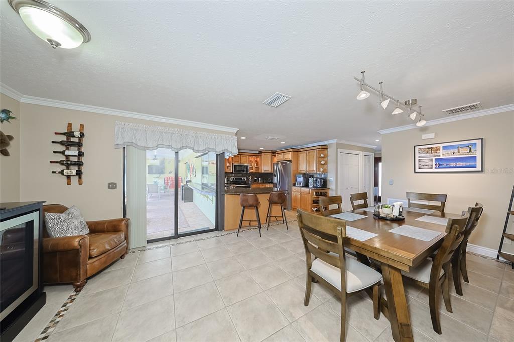 914 Chipaway Drive Apollo Beach, FL 33572 - Photo 27 of 49 a dining room with furniture and window