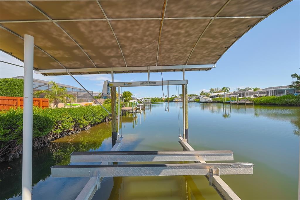 914 Chipaway Drive Apollo Beach, FL 33572 - Photo 44 of 49 a view of small pool