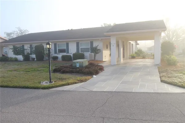 $1,850 | 514 Finsbury Circle, Unit B, Sun City Center, FL 33573