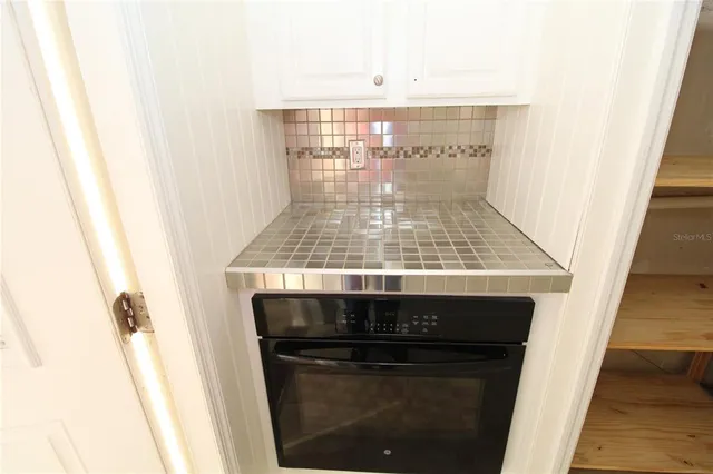 $1,900 | 514 Finsbury Circle, Unit B, Sun City Center, FL 33573