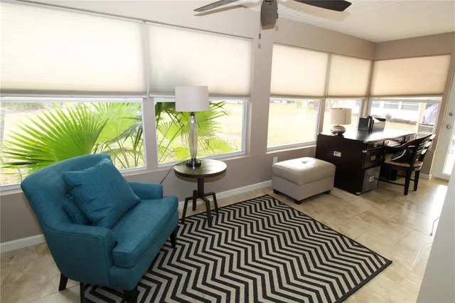 $1,900 | 514 Finsbury Circle, Unit B, Sun City Center, FL 33573