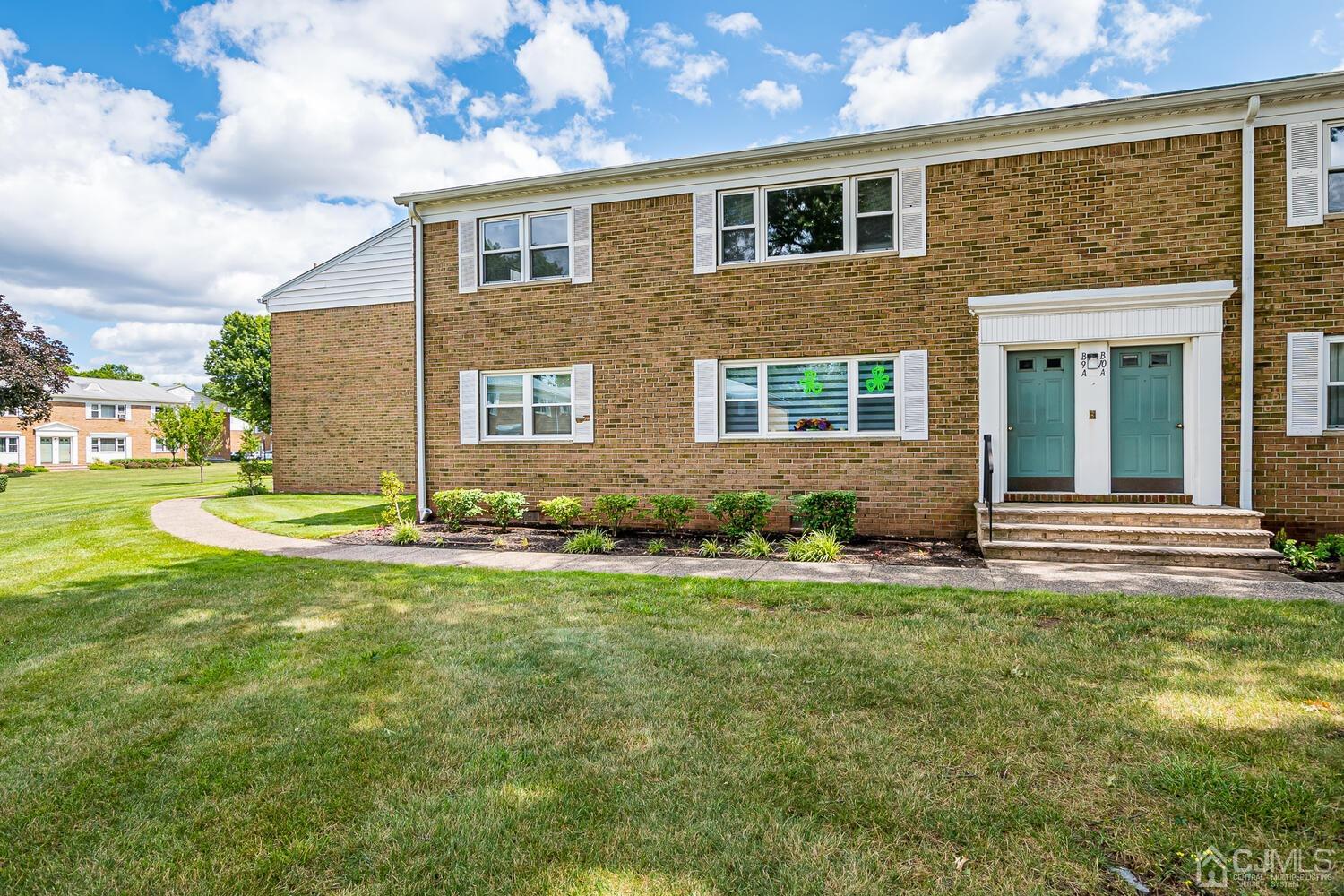 193 Evergreen Road, Unit 9B Edison, NJ 08837 - Photo 2 of 21 Gallery Image 2