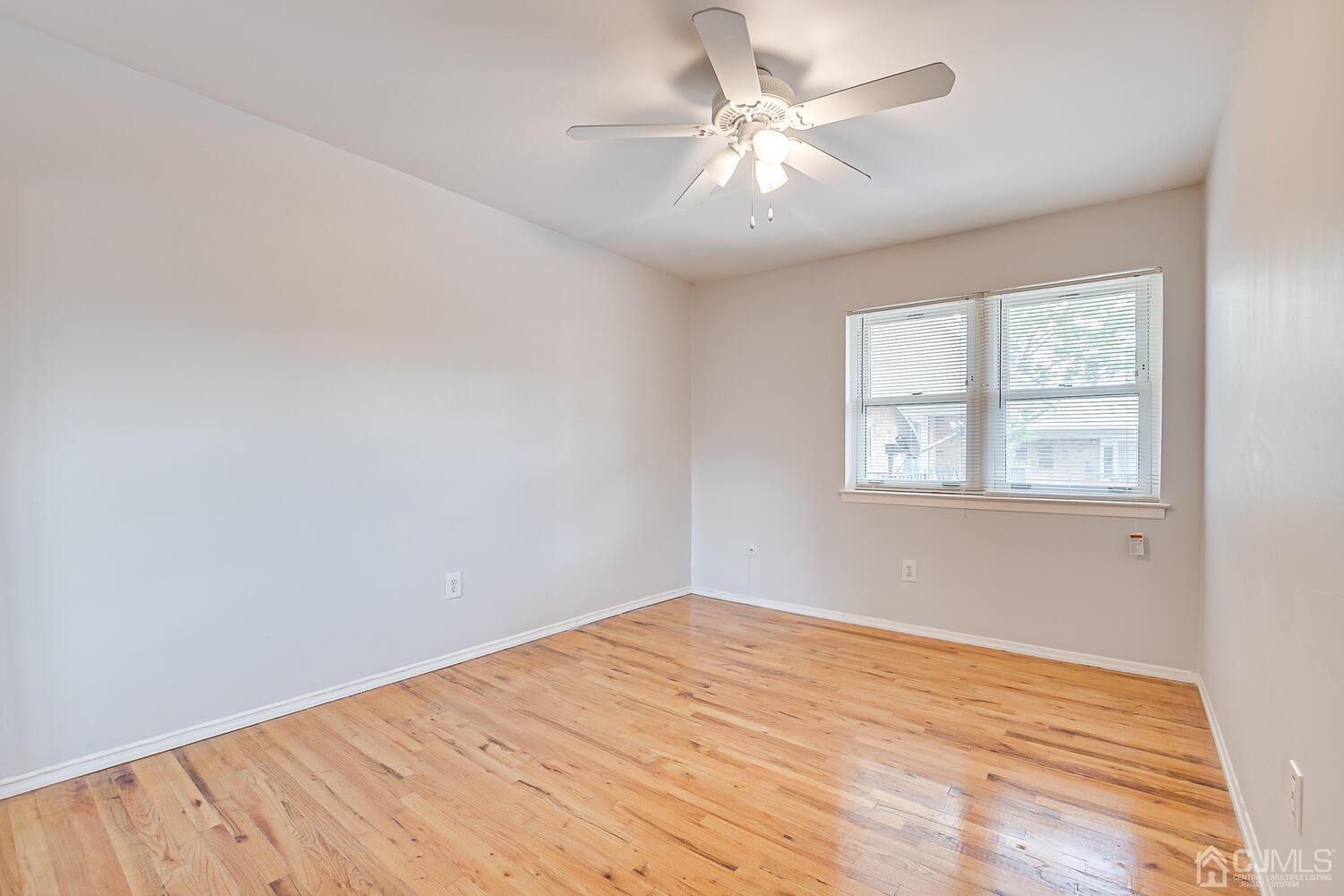 193 Evergreen Road, Unit 9B Edison, NJ 08837 - Photo 18 of 21 Gallery Image 18