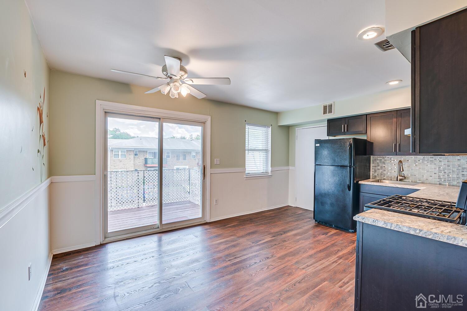 193 Evergreen Road, Unit 9B Edison, NJ 08837 - Photo 9 of 21 Gallery Image 9