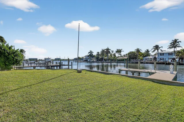 $12,500 | 122 Arlington Place, West Palm Beach, FL 33405