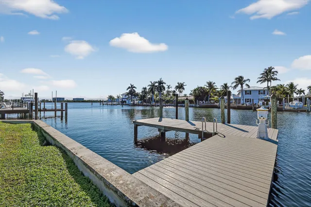 $12,500 | 122 Arlington Place, West Palm Beach, FL 33405