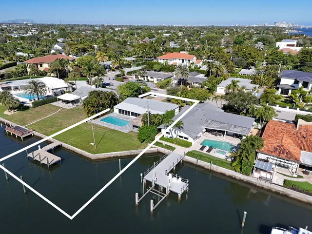 $12,500 | 122 Arlington Place, West Palm Beach, FL 33405