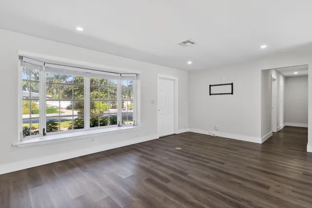 $12,500 | 122 Arlington Place, West Palm Beach, FL 33405