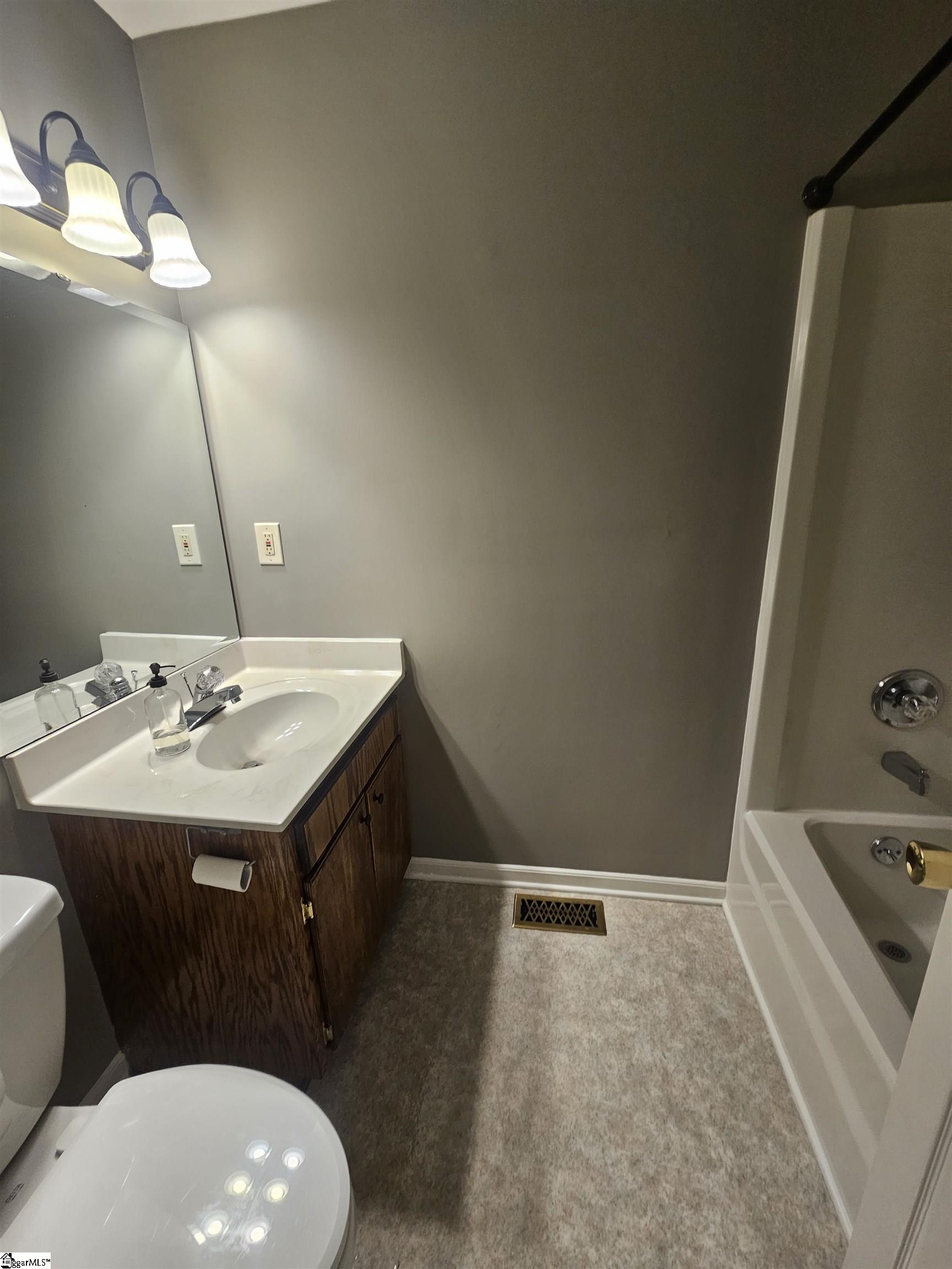 803 Dillard Road Greer, SC 29650 - Photo 20 of 33