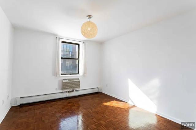 $3,650 | 156 Sackett Street, Unit 3A | Columbia Street Waterfront