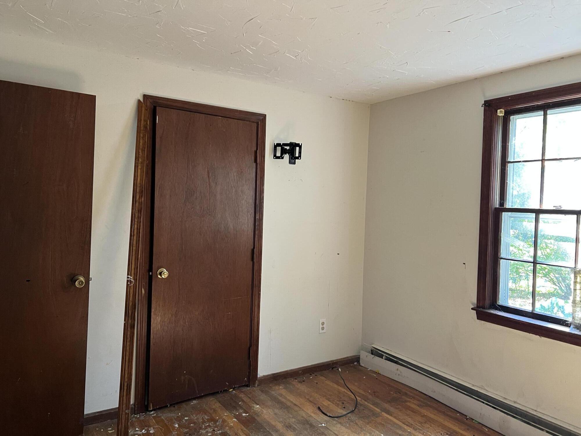 53 Woodland Avenue Mashpee, MA 02649 - Photo 6 of 19 IMG-5252