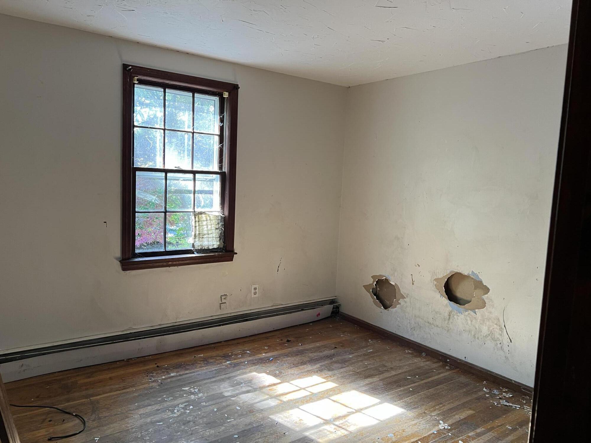 53 Woodland Avenue Mashpee, MA 02649 - Photo 7 of 19 IMG-5251