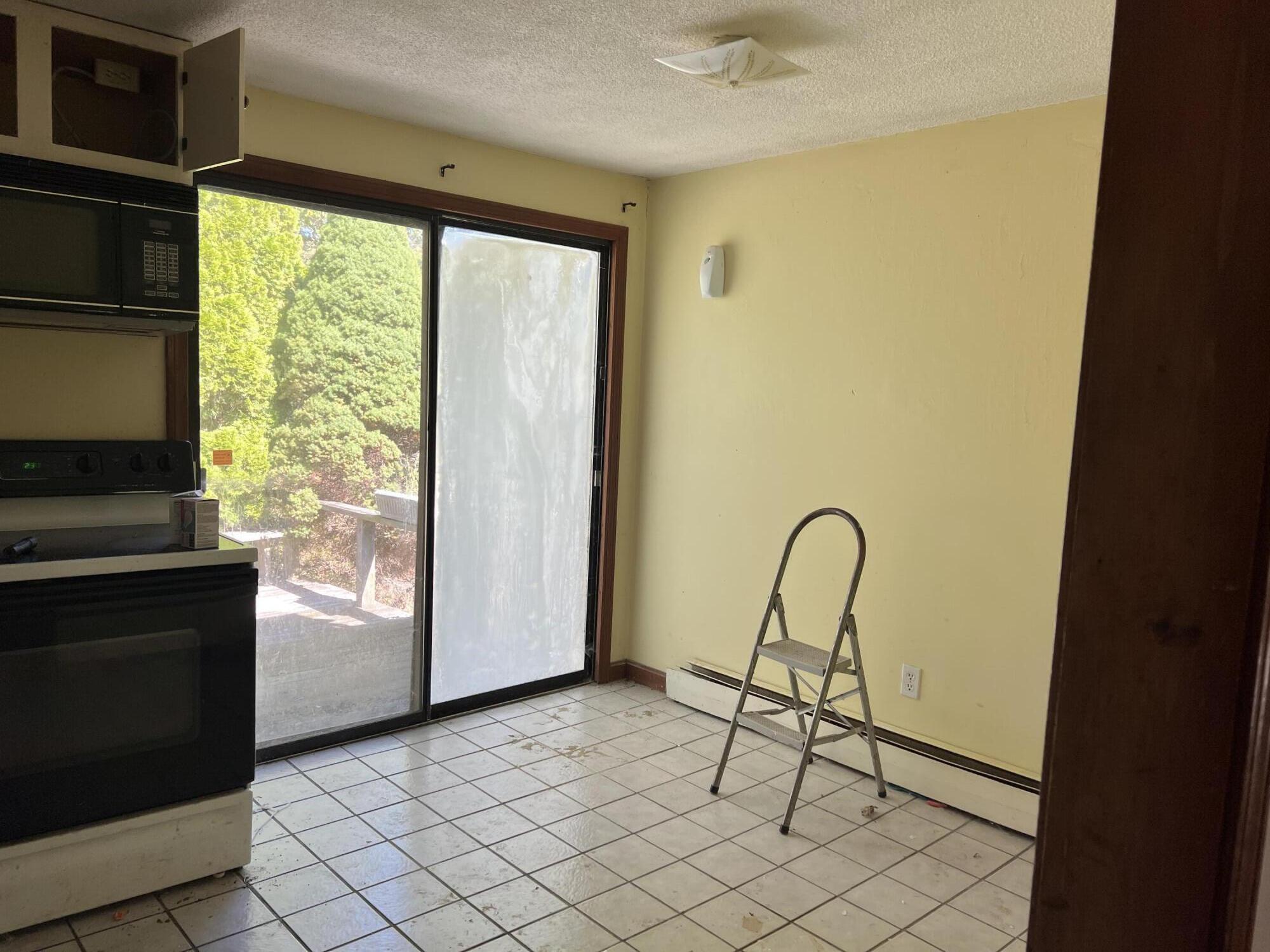 53 Woodland Avenue Mashpee, MA 02649 - Photo 9 of 19 IMG-5249