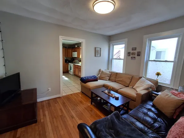$3,600 | 24 French Street, Unit 24, Watertown, MA 02472