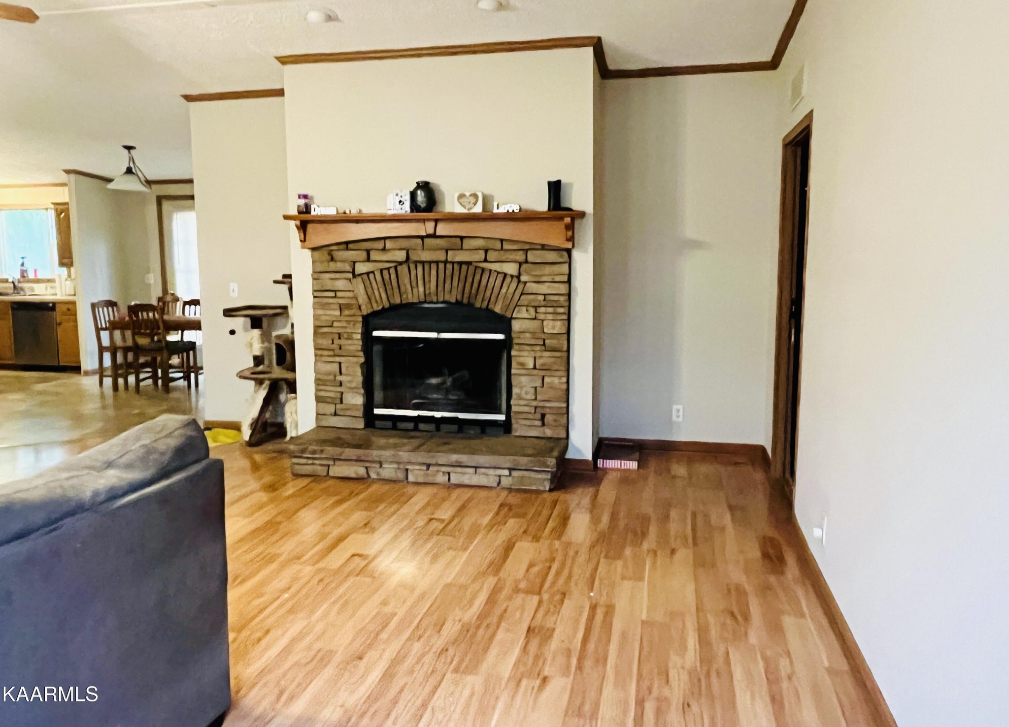 104 Crossing Road Clinton, TN 37716 - Photo 3 of 6 Gallery Image 3