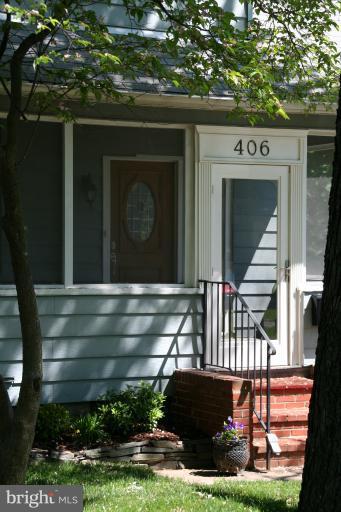 406 Forest View Road Linthicum, MD 21090 - Photo 13 of 28 Exterior (Front)