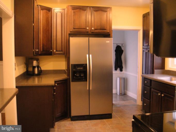 406 Forest View Road Linthicum, MD 21090 - Photo 18 of 28 Kitchen