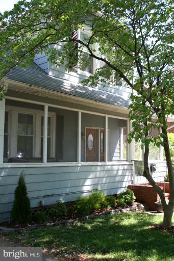 406 Forest View Road Linthicum, MD 21090 - Photo 20 of 28 Exterior (Front)