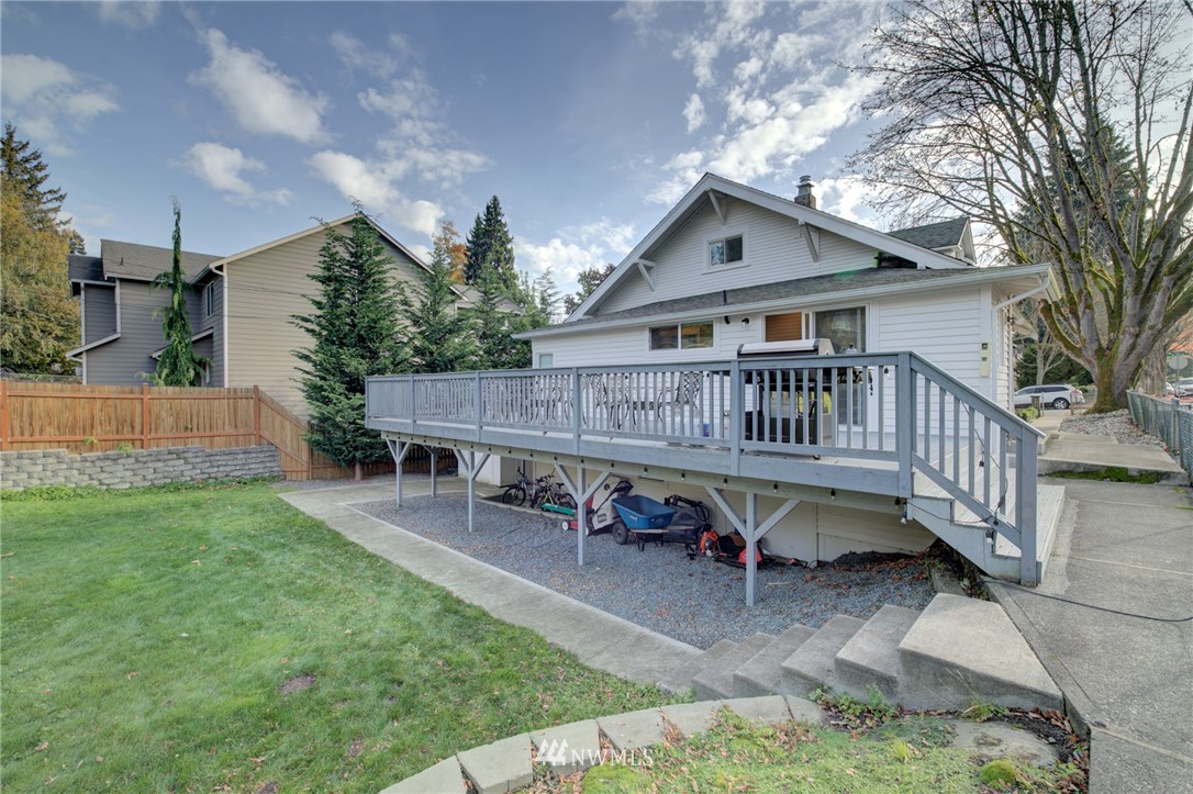 10104 Northeast 189th Street Bothell, WA 98011 - Photo 24 of 25 Gallery Image 24