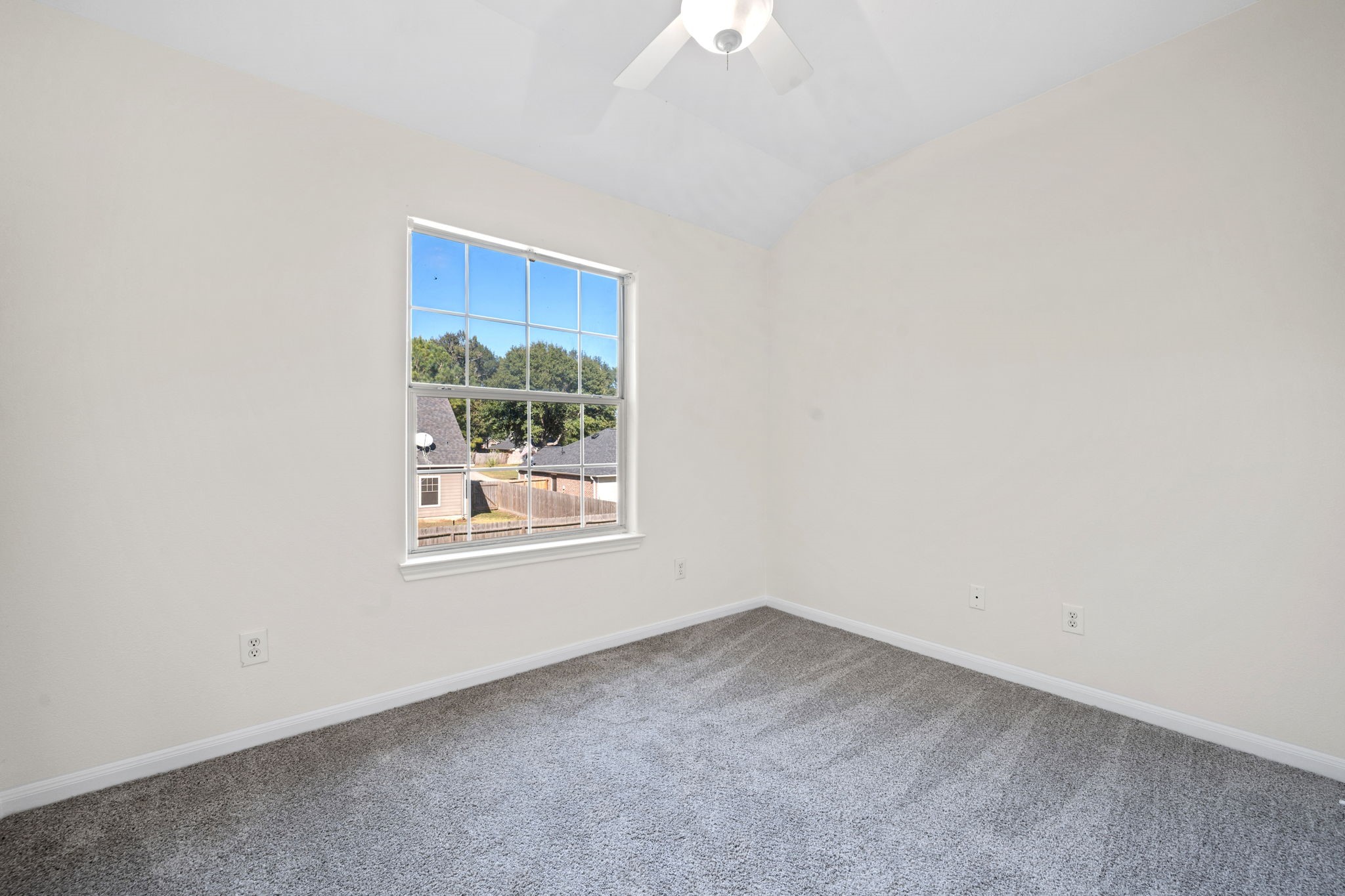 25785 Hickory Lane Splendora, TX 77372 - Photo 24 of 28 an empty room with a window