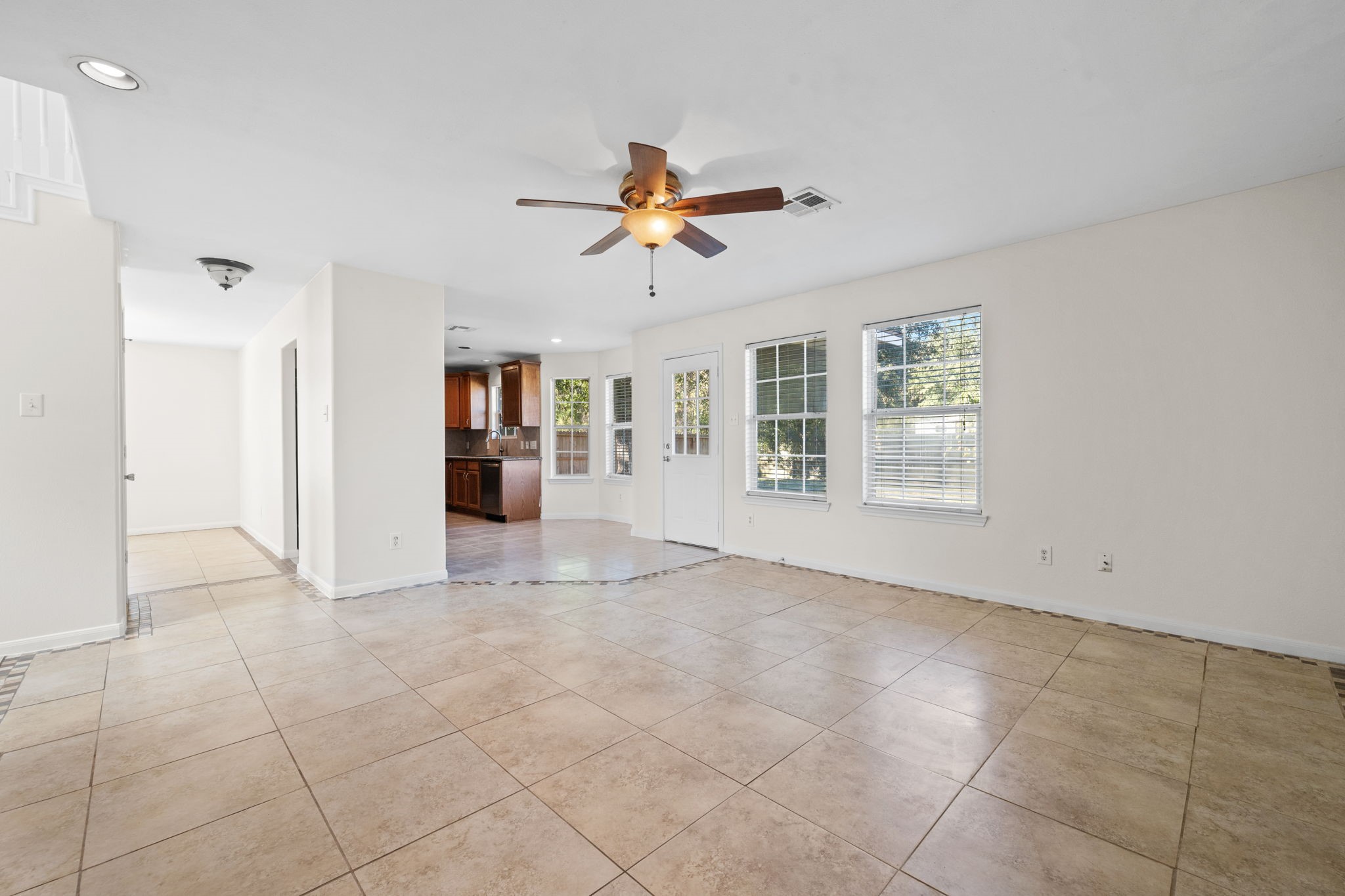 25785 Hickory Lane Splendora, TX 77372 - Photo 10 of 28 a view of a livingroom with a ceiling fan and window