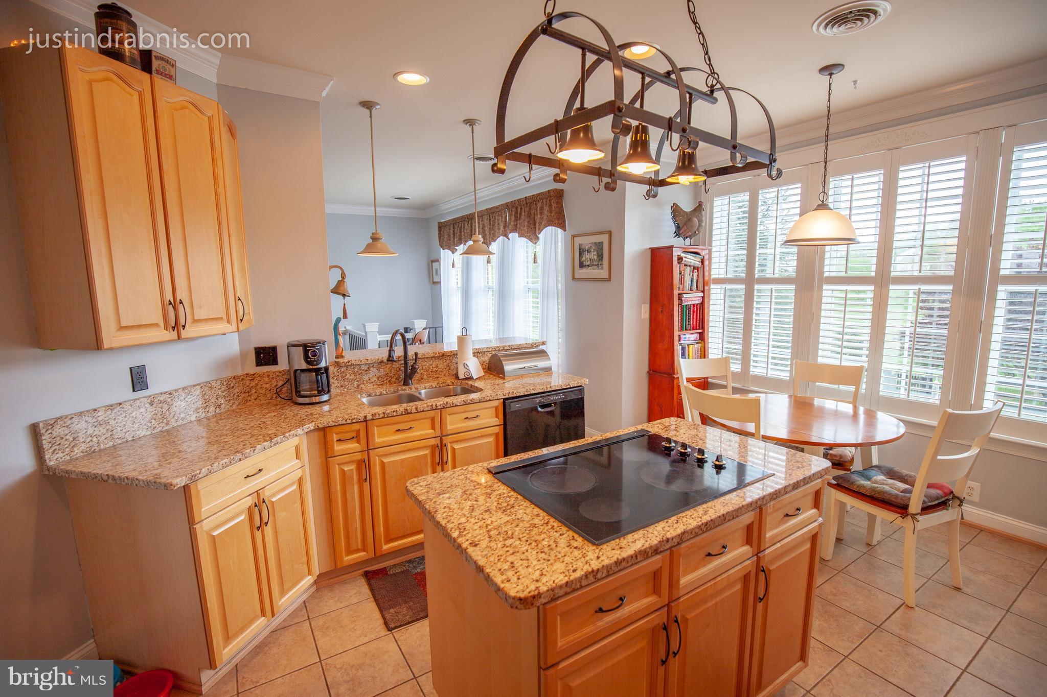 558 Gala Road Inwood, WV 25428 - Photo 7 of 30 Kitchen