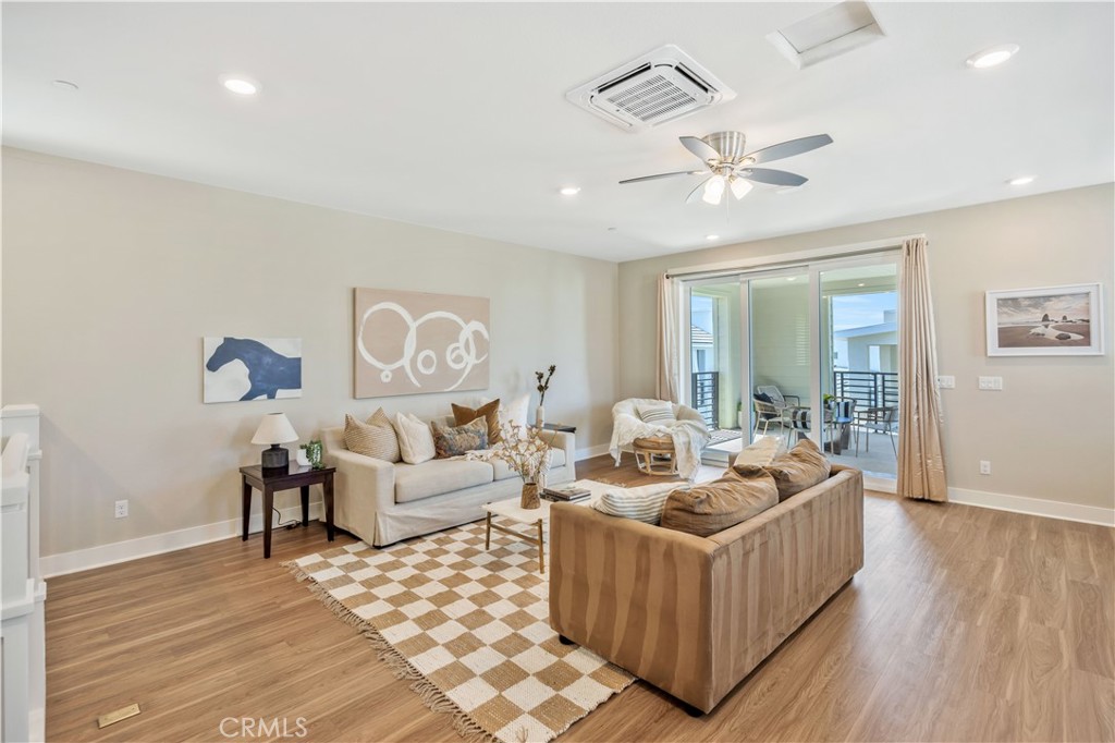 122 Scale Irvine, CA 92618 - Photo 24 of 39