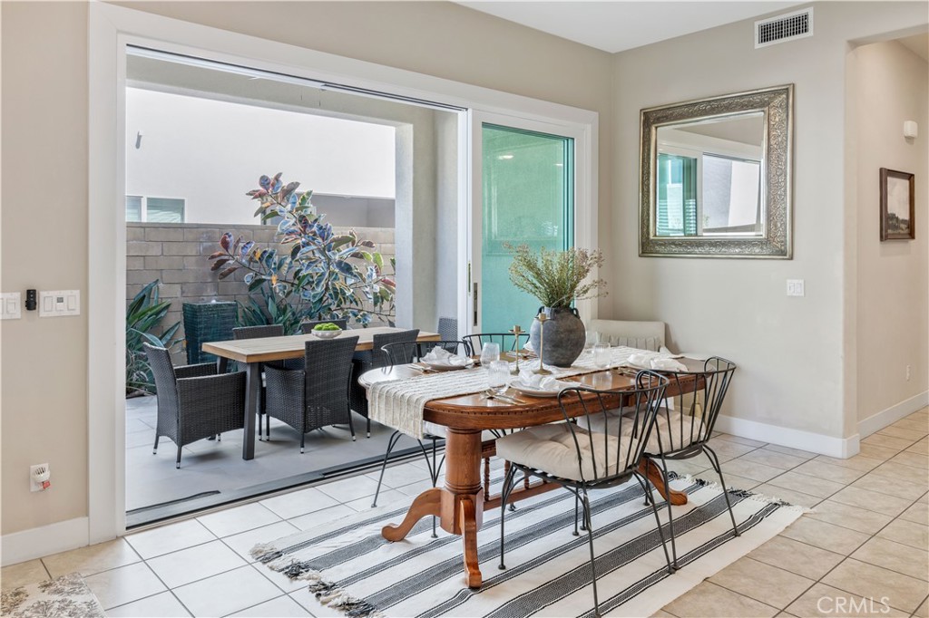 122 Scale Irvine, CA 92618 - Photo 6 of 39