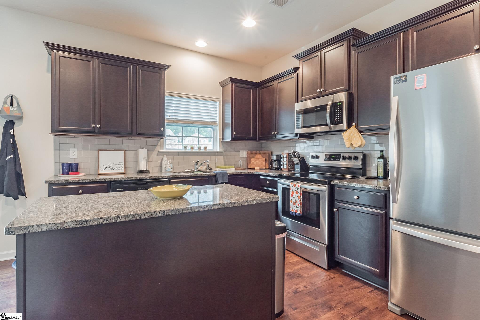 229 Addlestone Circle Fountain Inn, SC 29644 - Photo 11 of 30 Gallery Image 11