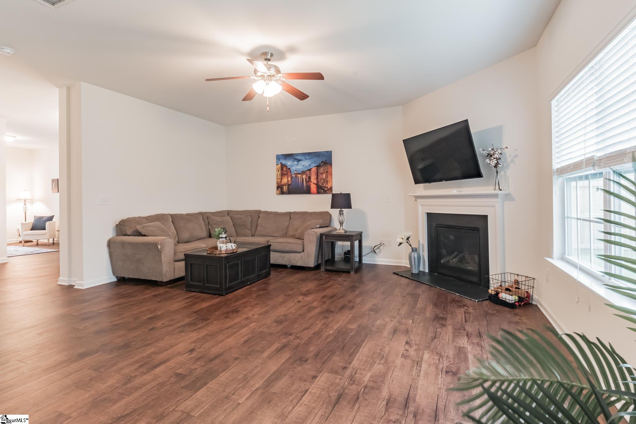 229 Addlestone Circle Fountain Inn, SC 29644 - Photo 9 of 30 Gallery Image 9