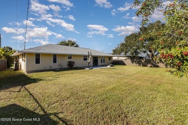 $2,000 | 413 Deacon Avenue, Palm Bay, FL 32907